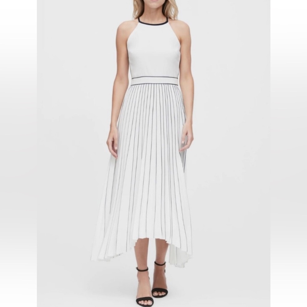 Banana republic pleated dress, size 4